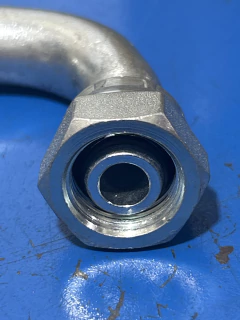 Terminal Fêmea Métrica O-Ring Curva 90° 18 mm x 1/2" - loja online