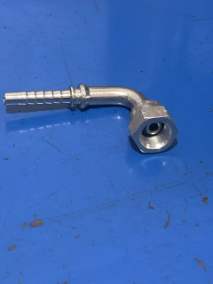 Terminal Fêmea Giratória BSP 60° Curva 90° 1/4" x 1/4" - Profort Soluções Hidraulicas