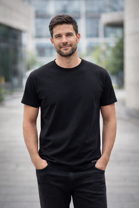 Tshirt Masculina Botonê na internet
