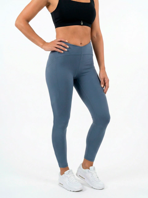 Leggin Arami en internet