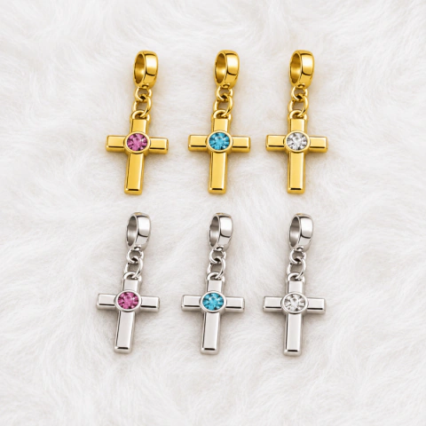 Conjunto de Berloques Semijoia Cruz Fé, Amor e Gratidão Banhado a Ouro ou Prata