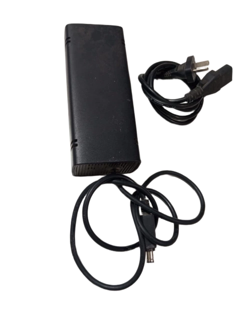 FUENTE ORIGINAL MICROSOFT · XBOX 360 SLIM