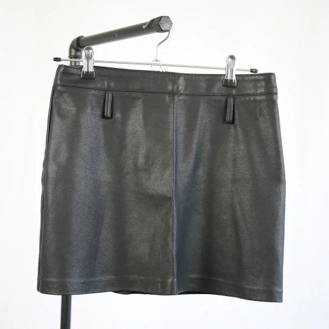 Pollera eco cuero Zara - comprar online