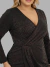 Vestido Feminino Lurex – Brilho Elegante e Caimento Perfeito na internet