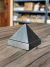 TAPA PIRAMIDE HIERRO COLUMNA CUADRADA 50 X 50 MM COD: 56760