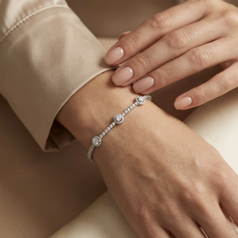 Pulseira Riviera com Cristais Redondos e Cravejados em Prata Rodinada