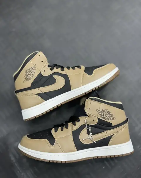 Air Jordan 1 Mid