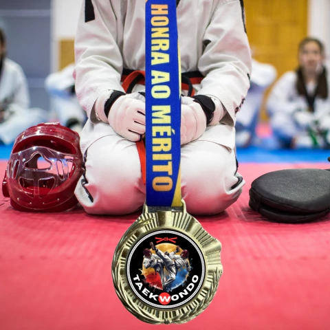 Medalha Para Taekwondo Premiação 60mm Com Cordão Kit 10 unidades