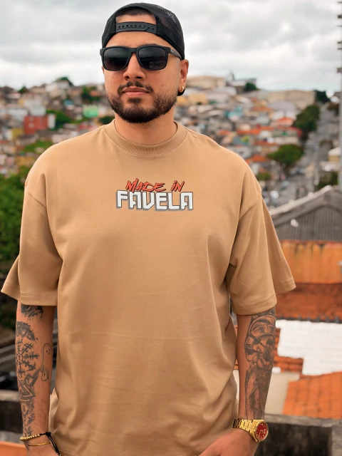 Camiseta Oversized Made In Favela | CarloMagno Street - comprar online