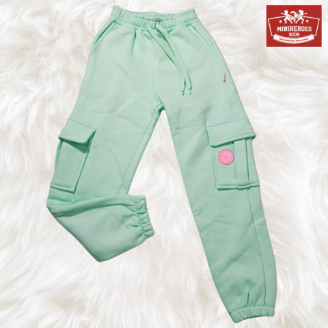 Pantalón Cargo Niña con Frisa Premium – Bolsillos Laterales y Cintura Regulable