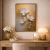 Quadro Decorativo Flores Sofisticadas em Tons Dourados - comprar online