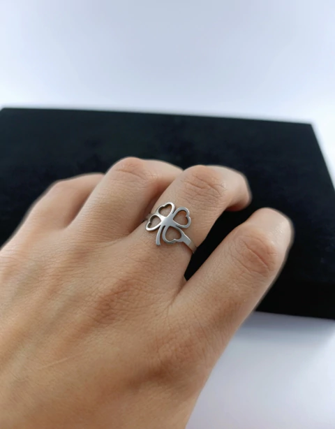 Anillo Trébol