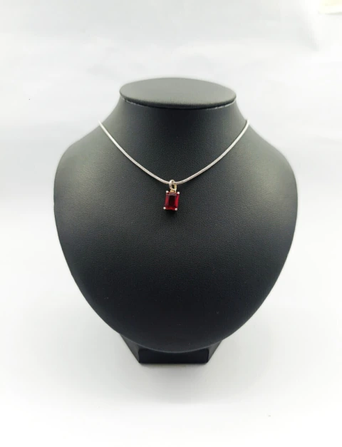 Collar Piedra Roja