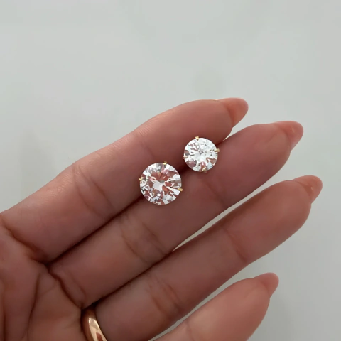 Brinco Vênus — O Ponto de Luz | Banho de Ouro 18K
