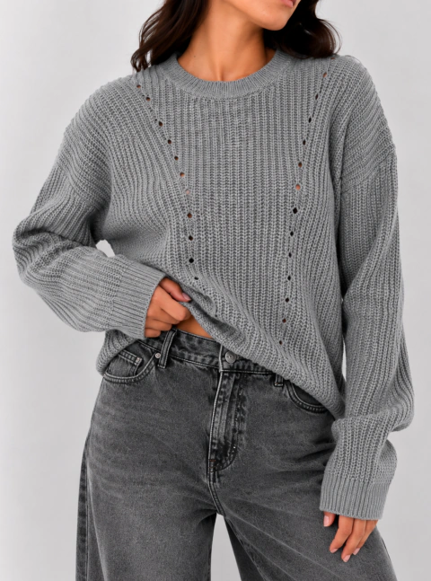 SWEATER CAROL