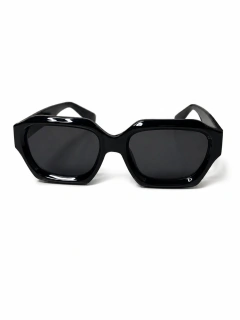 Óculos de Sol Chunky Square Preto
