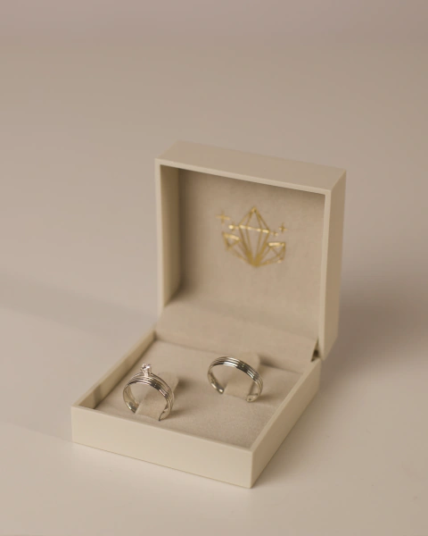 PAR DE ALIANÇAS TRÍADE 4MM