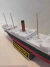 NAVIO RMS CARPATHIA 27 CM - FLUTUA E AFUNDA COM SUPORTE - loja online