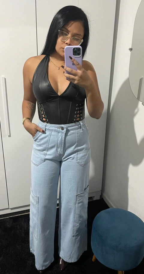 Petúnia - Calça Cargo - Cor Clara