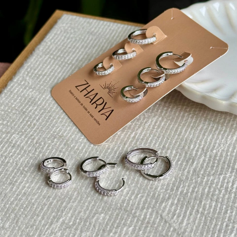 Trio de argolinhas 1 linha zircônia