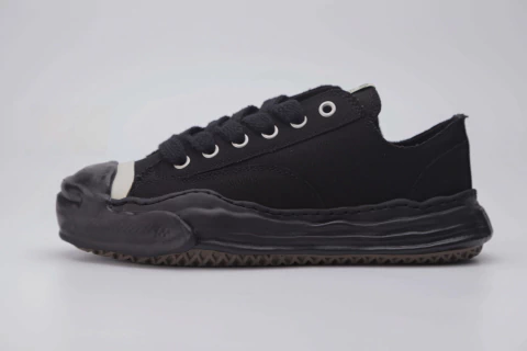 Maison Mihara Yasuhiro Hank OG Sole Canvas Low Black - comprar online
