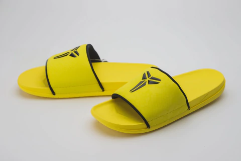 Nike Slides Kobe Offcourt Lightening Black - comprar online