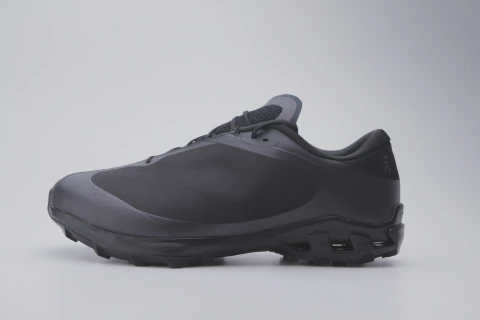 On Running Cloudventure Peak PAF All Black