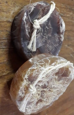 3 Sabonetes Veganos com Bucha 75g | Esfoliante