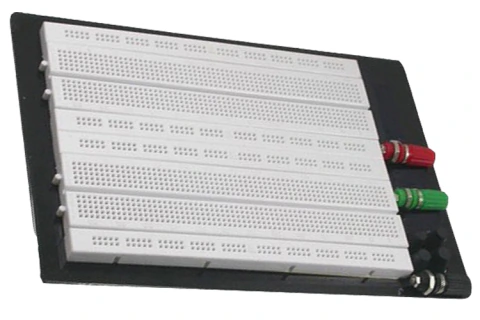PROTOBOARD 1680 PONTOS COM BASE METALICA-SEM BLISTER