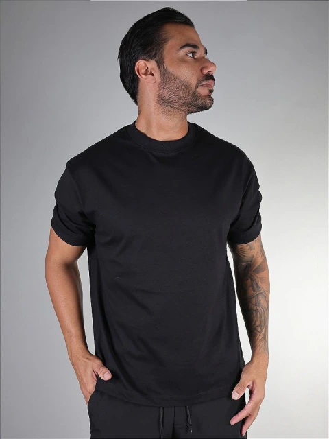 Camiseta Oversize Masculina Madrid - Preta