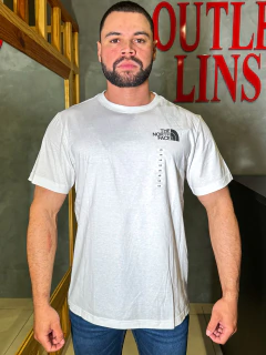 Camiseta Masculina The North Face Minimalista – Branco