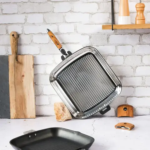 Grill de acero inoxidable multicapa Casteline Cristel