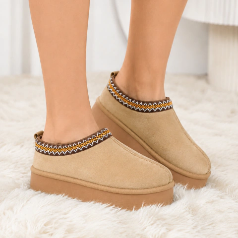 Pantubotas en Color beige bajas y abiertas Full Chiporro