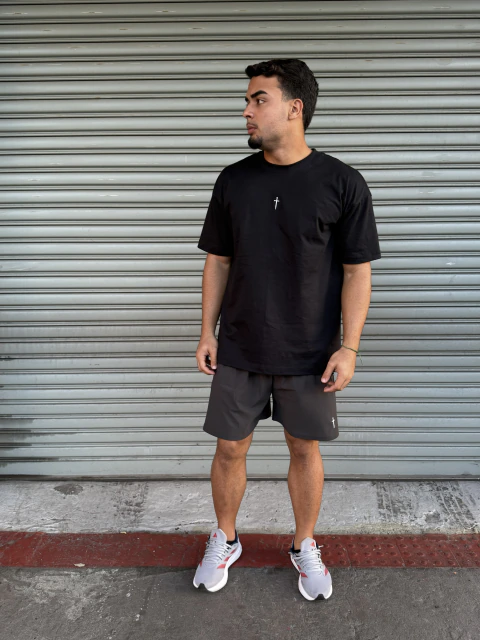 Oversized Bordada Espada