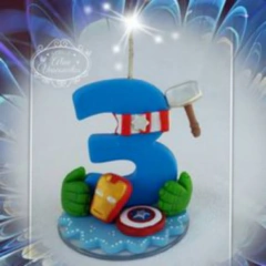 Vela Decorada no Tema Vingadores/super Heróis em Biscuit en internet