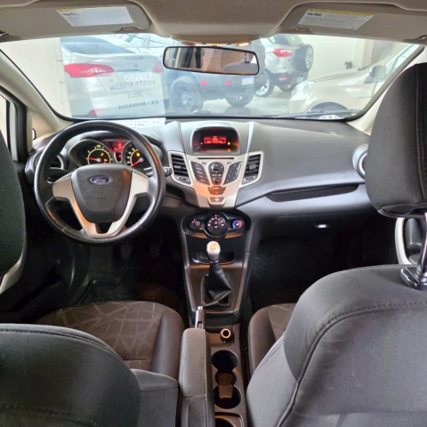 Ford Fiesta Kd Mt 5P 2013 - foto 2