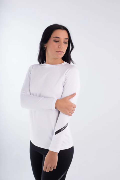Remera SNAUWEART Termica Lumbia