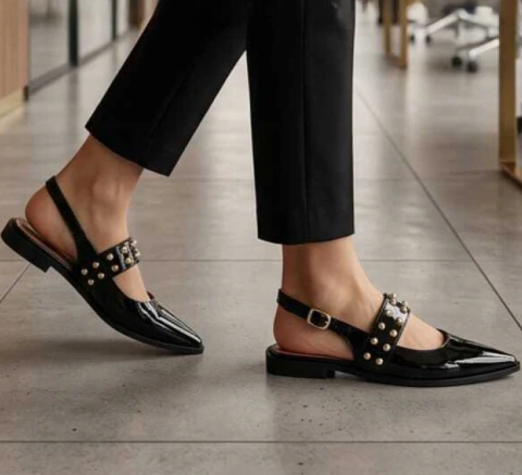 MULE SLINGBACK COM ENFEITES