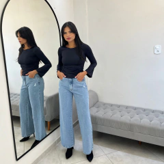 Blusa Manga Longa Flare
