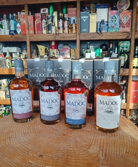Madoc 4 Expresiones - comprar online