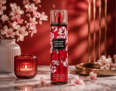 Imagem do Bath & Body Woks Japanese Cherry Blossom Body Splash 236ml