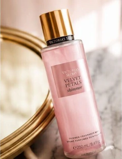 Victoria's Secret Velvet Petals Shimmer Body Splash 250ml - Marra Perfumes