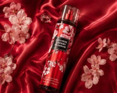 Bath & Body Woks Japanese Cherry Blossom Body Splash 236ml na internet