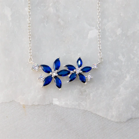 COLLAR FLORA AZUL