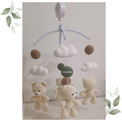 Móbile de Berço Musical Urso Baby - Nuvem , Fofura e Esferas em Amigurumi