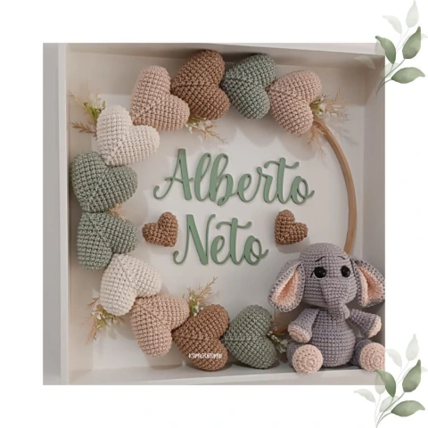 Porta Maternidade Elefante Coração em Amigurumi