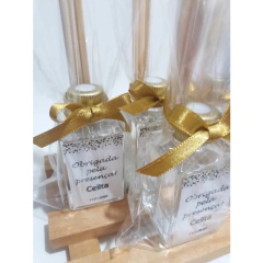 Lembrancinha Mini Difusor Aniversário 40ml na internet