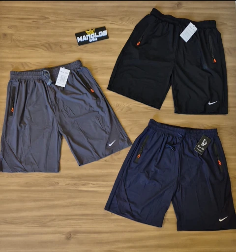 Bermuda Elastano Nike