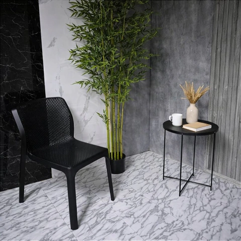 Piso Vinilico Autocolante 45.7cm X 45.7cm Mármore Branco