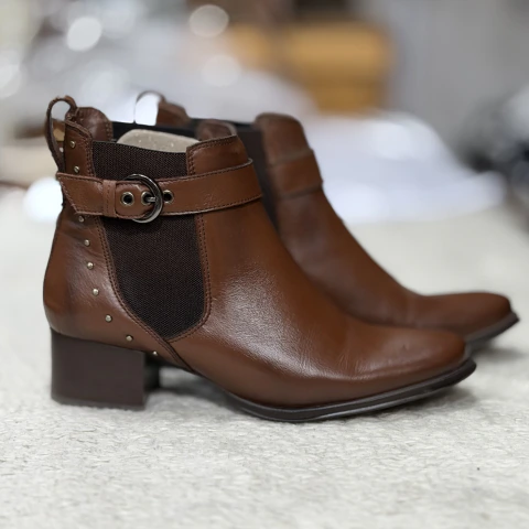Bota Feminina Cano Curto Roma